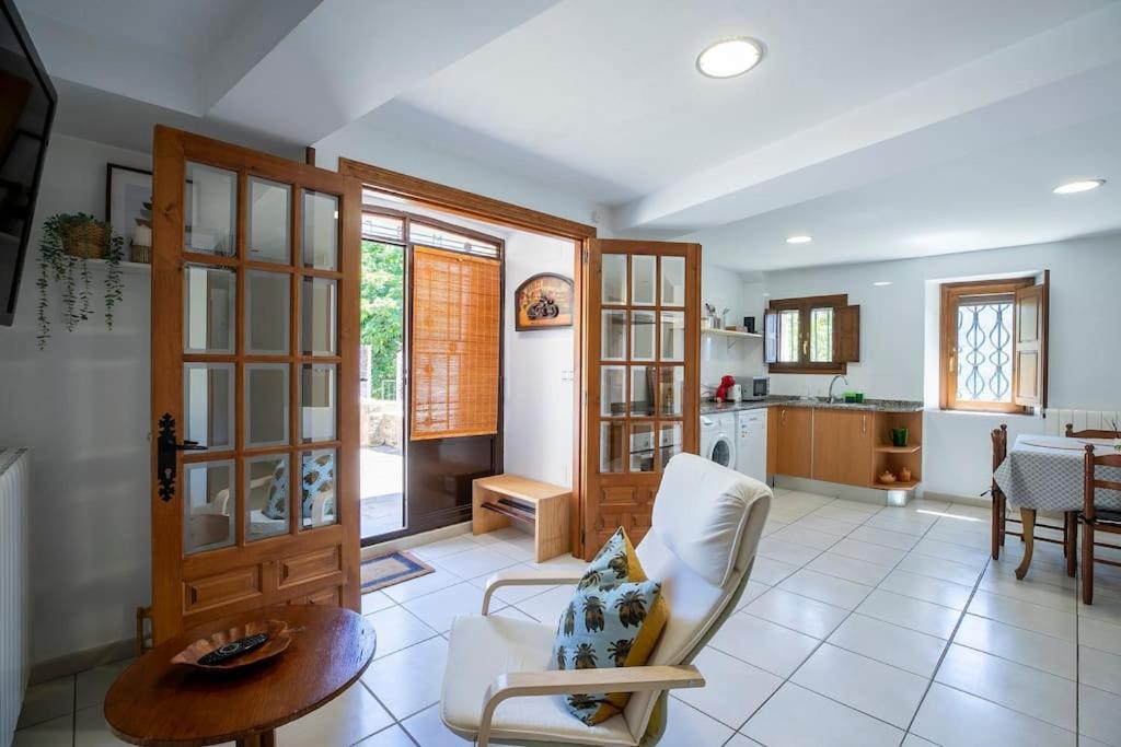 Casa Feli - Apartamento Con Jardin Privado En Los Pirineos Castiello de Jaca Exterior photo