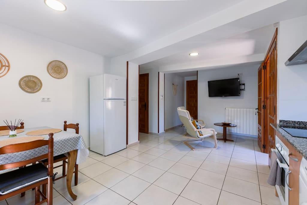 Casa Feli - Apartamento Con Jardin Privado En Los Pirineos Castiello de Jaca Exterior photo
