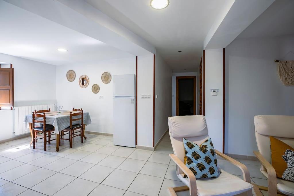 Casa Feli - Apartamento Con Jardin Privado En Los Pirineos Castiello de Jaca Exterior photo